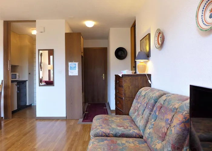 公寓 Les Faverges 5 By Interhome 克莱恩 蒙塔纳